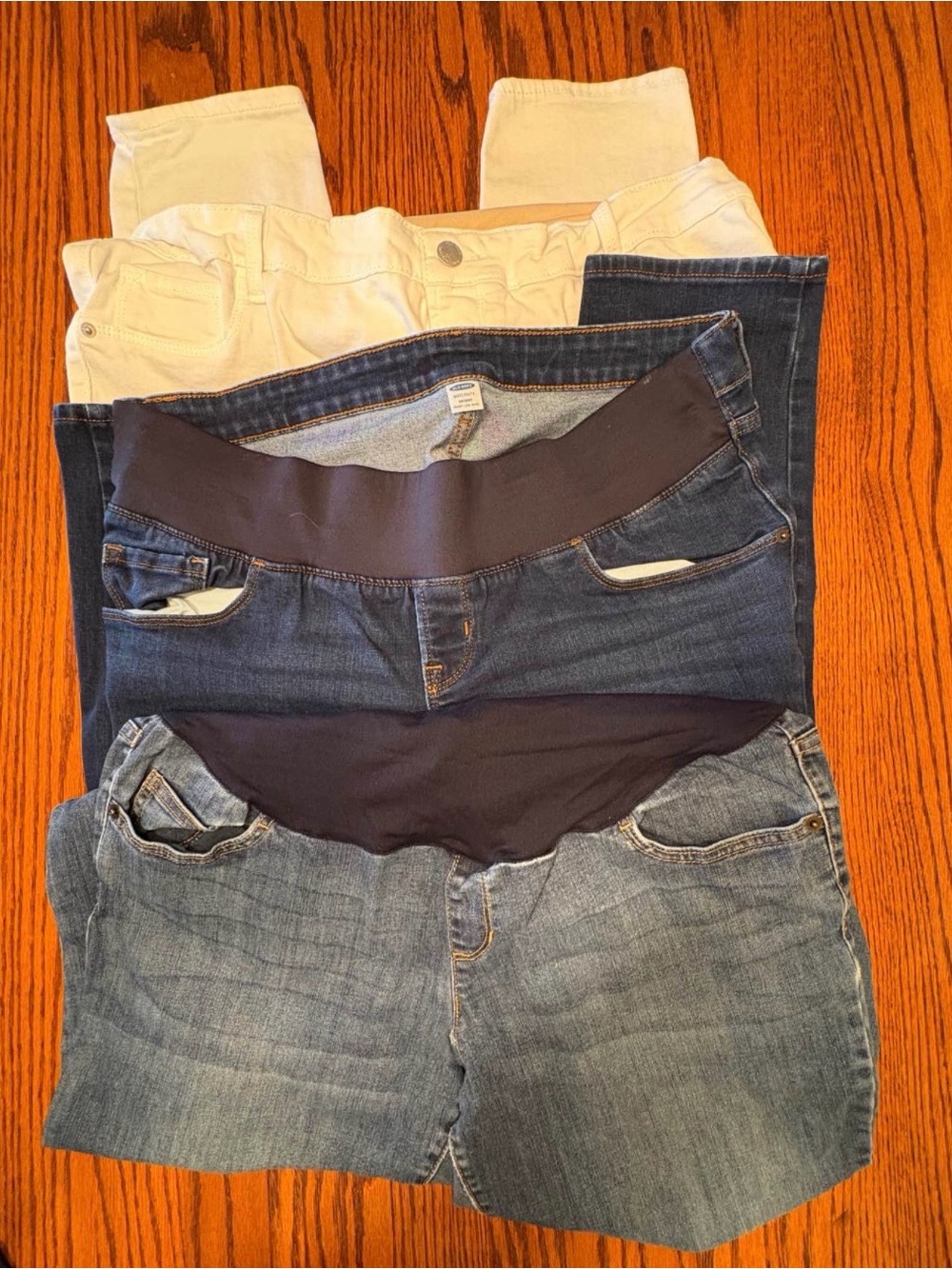 LOT of 3 Maternity Jeans